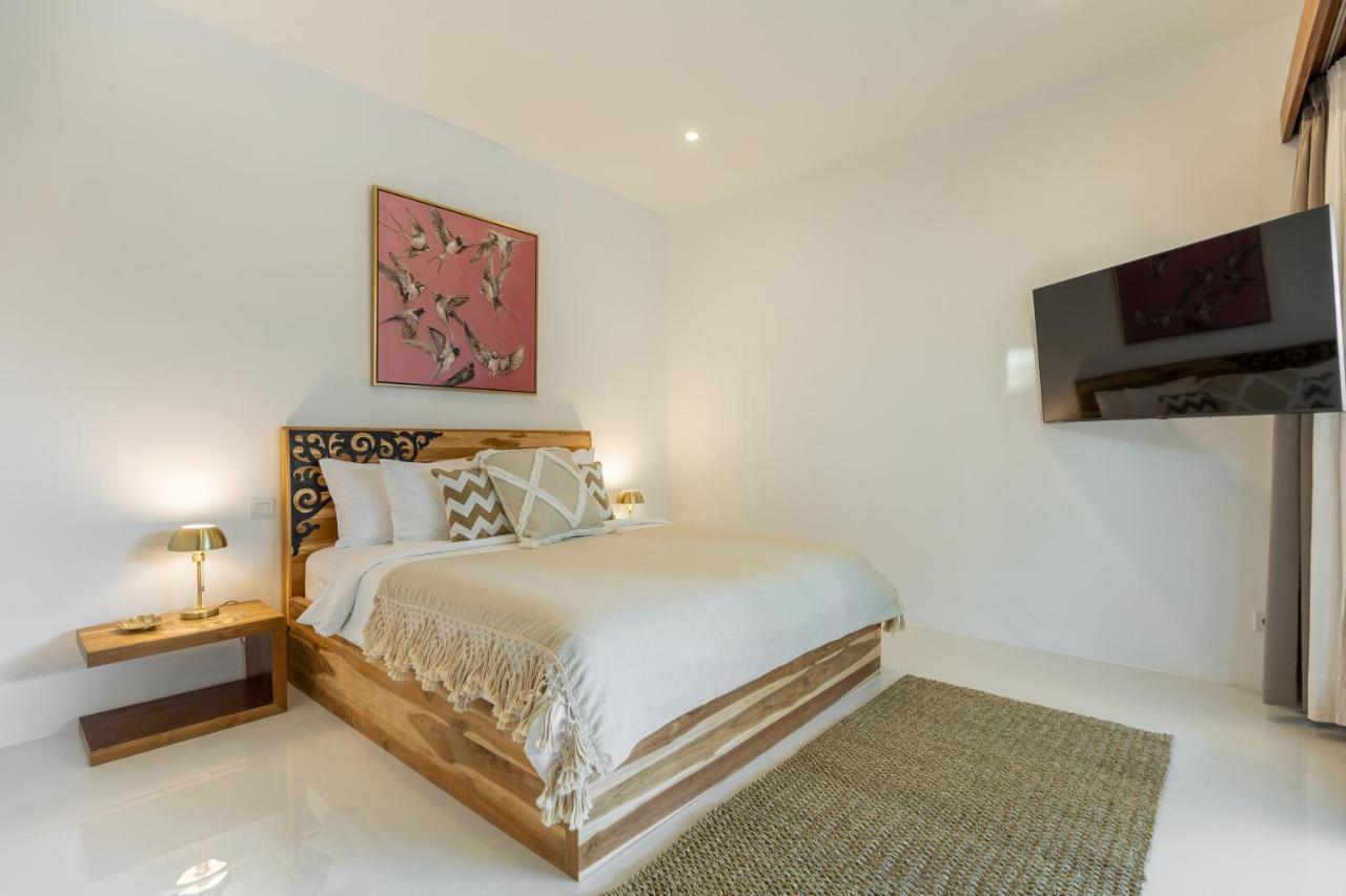 Villa Lumut 3 Bedrooms Central Seminyak Ngoại thất bức ảnh